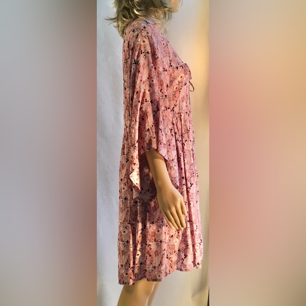 Bohemian dress, pink w/ tiny floral print, deep lace-up V neck, bell sleeves. S - Picture 7 of 14